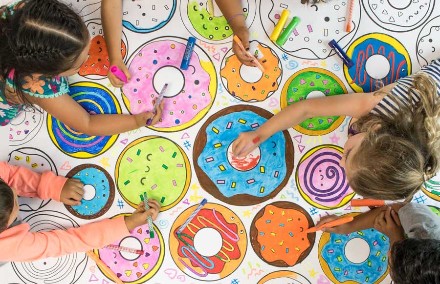 How Crafts and Art Supplies Help Children Through Creative Learning