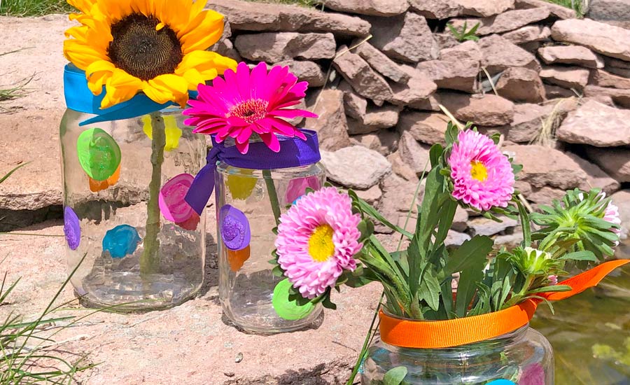 DIY Fairy Lanterns and Vases Made With Paint and Recycled Jars