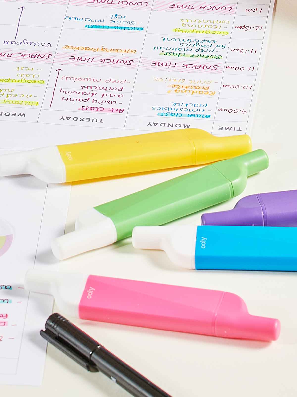 https://www.ooly.com/cdn/shop/files/OOLY_Collections-Image-Banner-3_Highlighters_Mobile.jpg?v=1693254623&width=1200