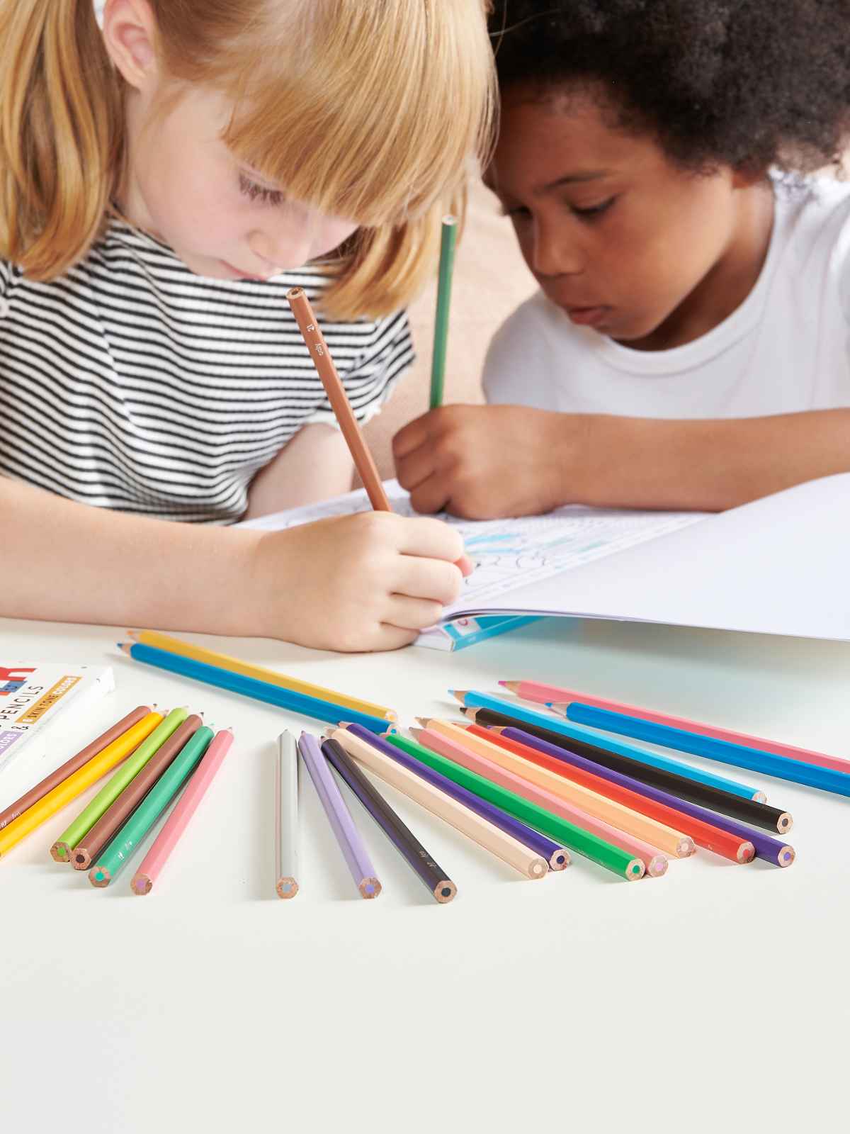 Mega Jumbo pencils, Set of 12 colors, Perfect for Toddler, Pre-School and  Early Learners.